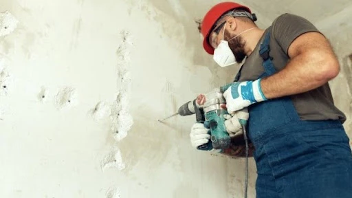 perçage du mur pour coffre fort encastrable